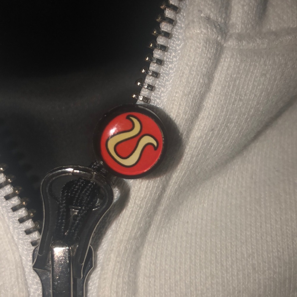 Sold LULULEMON!!! - Picture 4 of 9